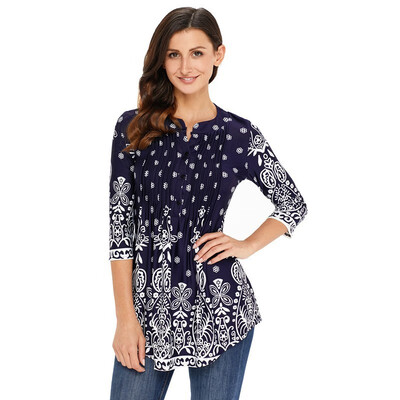 

Patterned Notched Neckline Cropped Sleeve Knit Hem Printed Vintage Top