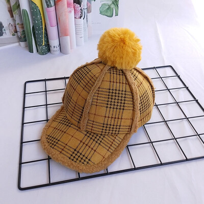 

Childrens winter Korean lamb feather cap baby warm thickened fur ball cap boys&girls Joker baseball cap