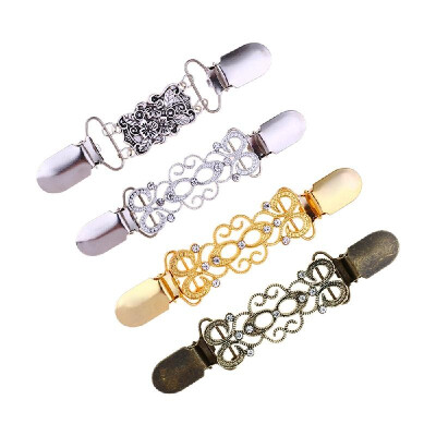 

4Pcs Sweater Shawl Clips Set Retro Cardigan Collar Clips Antique Flower Pattern for Women Girls