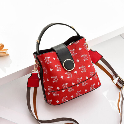 

Summer womens new recreational bucket bag temperament wide shoulder strap inclined handbag simple trend