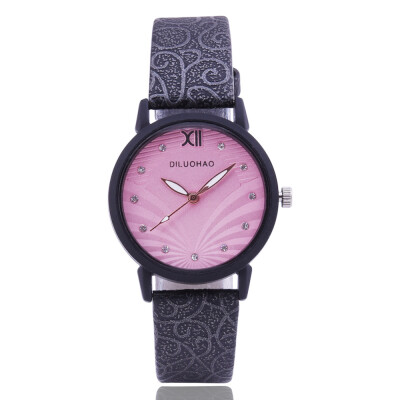 

Irregular belt student watch female model diamond scale