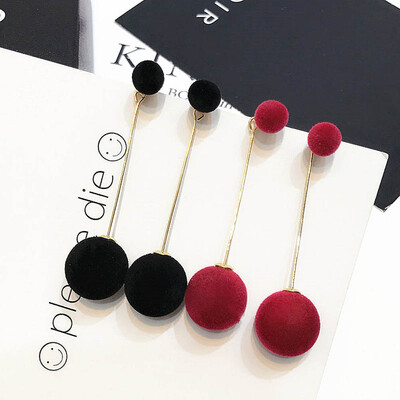 

Korean Version of The Winter Hot Sweet&Simple Large&Small Ball Long Plush Ball Earrings