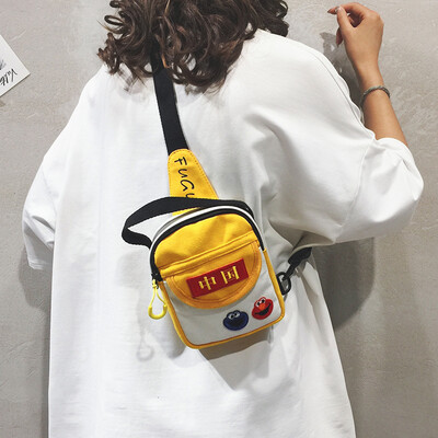 

Foreign air shoulder bag chest bag female bag new 2019 fashion canvas bag summer small fresh wild ins messenger bag