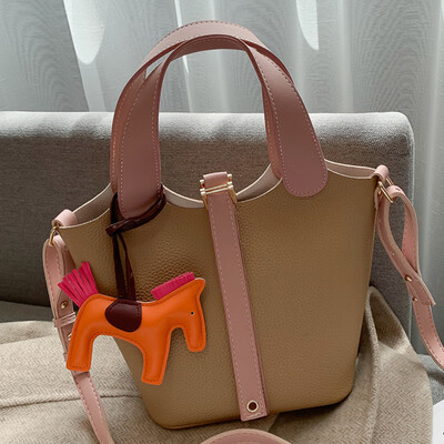 

New casual texture bag 2019 new Korean version of fashion 100 lap color one - shoulder slung bucket bag