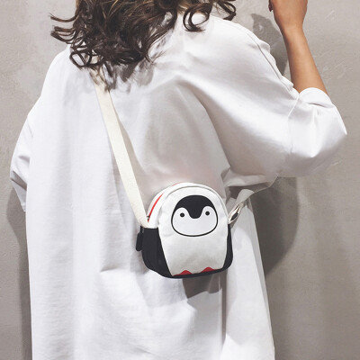 

Canvas mini bag female 2019 new ins super fire cartoon cute girl Messenger bag printing shoulder bag