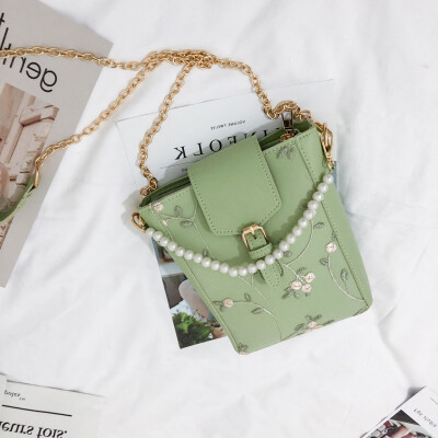 

Tailored Women Pearl Leather Embroidery Flower Crossbody Bag Chain Messenger Beach Bag