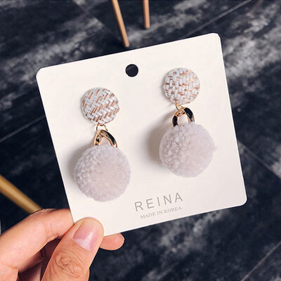 

EK334 New Fashion Hairy Ball Round Earrings Temperament Korea Simple Plaid Button Drop Earrings Cute Vintage Velvet Ear Jewelry