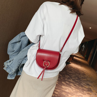 

Tailored Fashion Womens Wild Saddle Bag Retro Ring Simple Shoulder Messenger Bag
