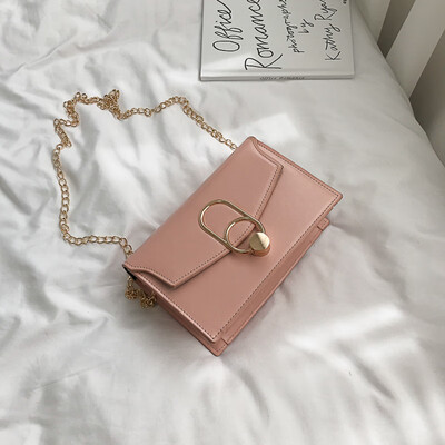 

2019 new fashion Korean version of the chain shoulder Messenger bag female casual retro simple wild color small square bag