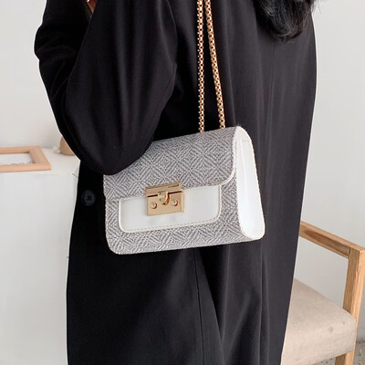 

Ins super fire small bag female 2019 autumn new Korean version of the wild Messenger bag under the chic chain shoulder bag