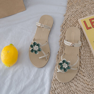 

Soft evening beach sandals fairy wind flat sole summer fashion students Baitao ins tide