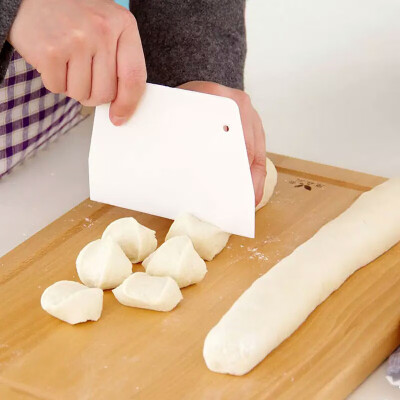 

DIHE Dough Knife Convenient&Comfortable Durable