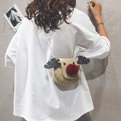 

Ugly cute small bag female 2019 new Japanese childlike reindeer canvas bag cartoon cute elk single shoulder Messenger bag