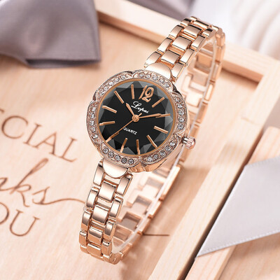 

RM Fashion Small European Simple Casual Beauty And Delicate Bracelet Watch