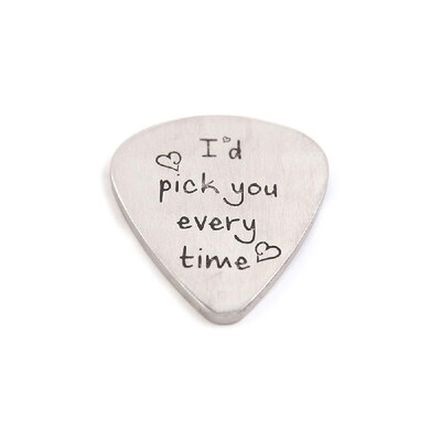 

Hand Engraving Letters Titanium Steel Guitar Pick Personalized Metal Guitar Picks Plectrums for Guitar Lovers