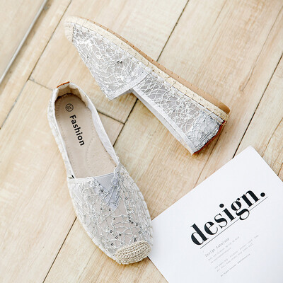 

Summer canvas shoes flat-bottomed shoes womens Chinese hand embroidered shoes ladies Joker shoes tiger fisherman shoes