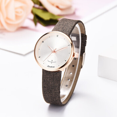 

〖Follure〗Fashion Simple Fake Small Dial Monochrome Watch Leather With Strap Ladies Watch
