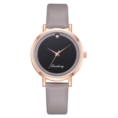 

Korean fashion creative personality female student watch wish new PU belt ladies casual fashion watch