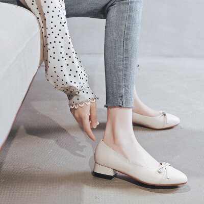 

Leather single shoes female autumn retro net red scoop shoes sweet Mary Jane milk shoes simple