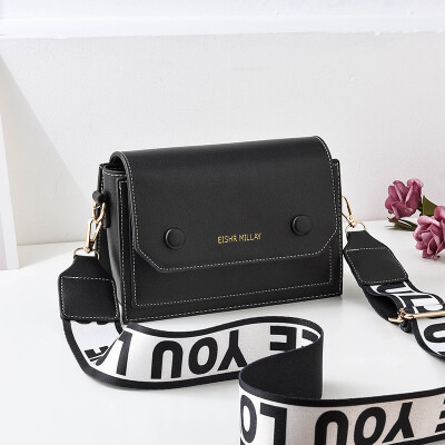 

In summer the new little girl bag fashion single shoulder oblique satchel Korean version is simple to build a small square bag