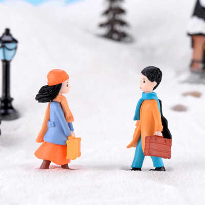 

Siaonvr Miniature Scene Model Couple Decoration Dollhouse Decoration Pretend Play Toy