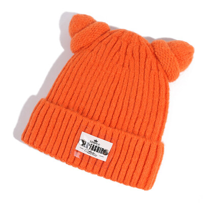 

Hat ladies fallwinter cute Joker wool hat Korea ins letter stickers cold hat students warm knit hat