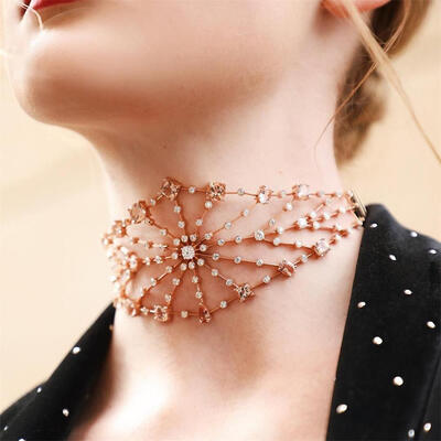 

Women Necklace Exquisite Punk Crown Crystal Clavicle Chain Gold Necklace Girls Personality Dance Party Apparel Wear Jewelry