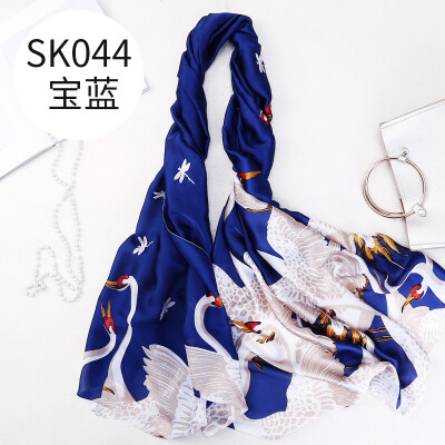 

New red-crowned crane simulation silk scarf thin summer silk scarf ladies air conditioning sunscreen shawl beach towel SK044