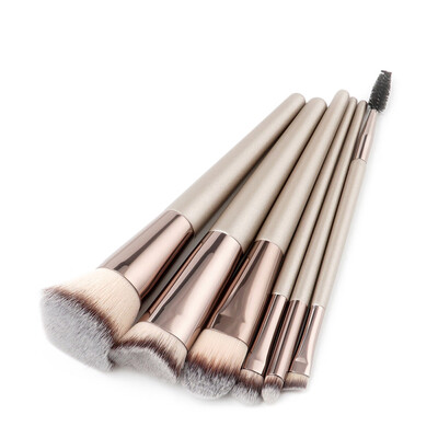 

Toponeto New 6Pcs Pencil Foundation Eye shadow Makeup Brushes Eyeliner Brush