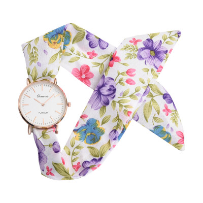 

Fashion casual ladies watch print cloth with wild quartz watch