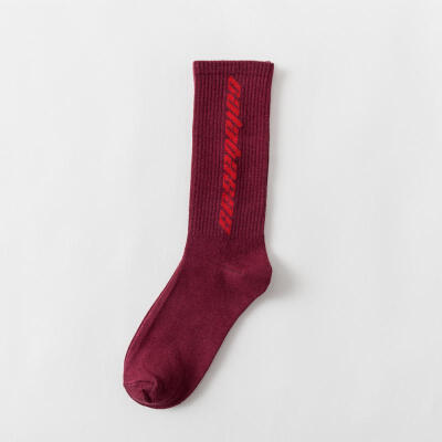

Unisex Cotton Crew Socks Fashionable All-match Soft Breathable Letter Printed Socks For Men Women Sized 35-42