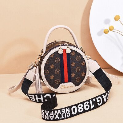 

Summer Womens New Fashion Ins Baitao Ladies Handbag Shoulder Slant Bag Summer