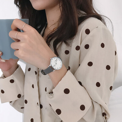 

Ins Cold Wind Watch Female Middle School Students Korean Simple vintage Vintage Vintage Vintage Literary Joker Temperament Mori