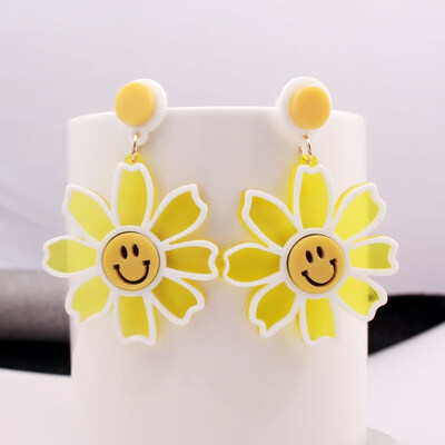 

EK715 New Design Trendy Acrylic Earrings Big Flowers Drop Earrings for Women Korean Creative Sweet Smile Face Earrings Jewelry