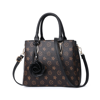 

2019 spring European&American fashion new ladies big bag large capacity simple shoulder bag handbag