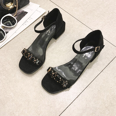 

A word with sandals womens summer 2019 new Korean version of Joker retro square thick heel net red fairy wind Roman womens shoes