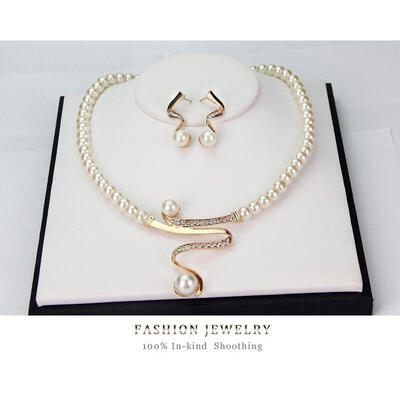 

New Women Bridal Wedding Party Prom Pearl Rhinestone Necklace Earrings Jewelry