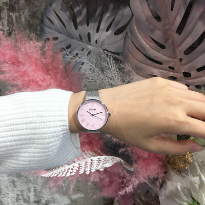 

Temperament bracelet watch female students Korean version of simple fashion casual atmosphere silver metal linked quartz watches