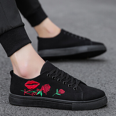 

Shoes Mens Trendy Shoes Summer Hundred Sets of Korean Edition Embroidered Canvas Shoes Fast Hand Red Spirit Boys All Blackboard