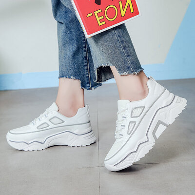 

Fathers Shoes with Luminous Luminescence at Night Korean Edition Tide Shoes Hundreds of Heavy-soled Running Shoes Breathable