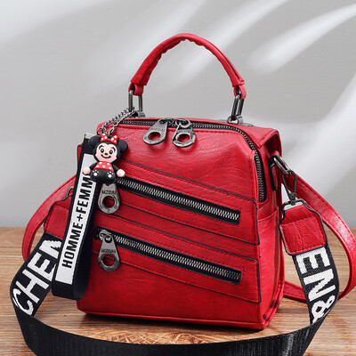 

Mini shoulder bag ladies fashion mostly use soft texture Korean version Baitao slanting recreational locomotive shoulder tide