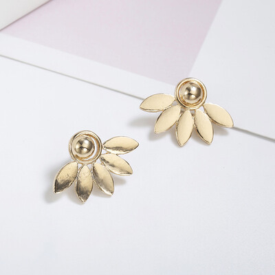 

Fashion Flower Stud Earrings For Women Trendy Golden Silver Color Punk Style Earrings Wholesale Jewelry