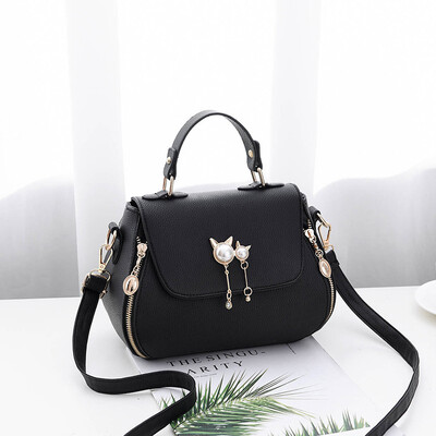 

Womens Messenger Bag New Bag Korean Fashion Bag Pearl Casual Joker Shoulder Tote