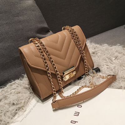 

On the new small bag girl 2019 new Chaohan version of the simple chic chain bag small square bag 100 shoulder oblique satchel bag