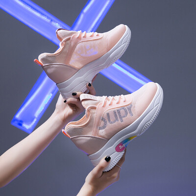 

2019 summer new breathable mesh sports shoes female Korean version of the wild thick bottom increased casual old white shoes