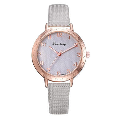 

Exquisite Small Women Dress Watches Retro Leather Female Clock Womens Fashion Mini Design Bracelet Wristwatches Clock 533