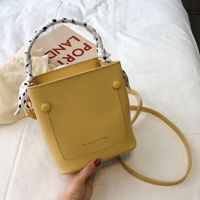 

The Korean version of Joker bag summer scarves portable womens bag new 2019 senior foreign gas bucket bag Messenger bag