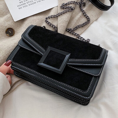 

2019 the new fashion texture is scrubbed with the old French minority bag with one shoulder slanted&slanted