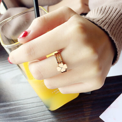 

Four-leaf clover ring ladies fashion personality 18k rose gold titanium steel ring