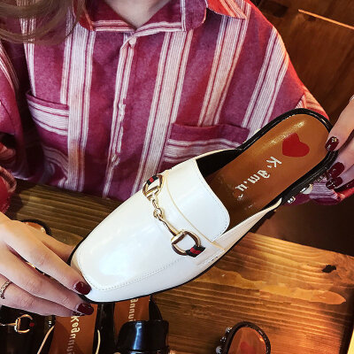 

2018 Hundred Hands of Korean Low-heeled Sandals for Women in Summer Fashion Outside Wearing SlackersRough-heeled Baotou Half-slip